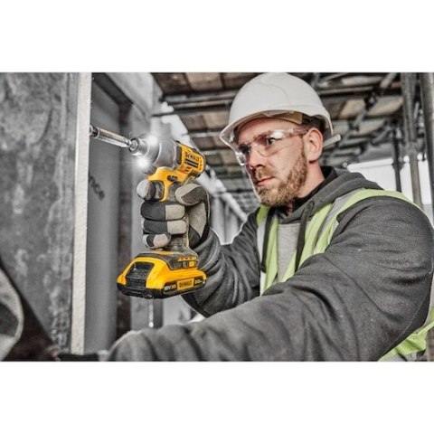 ZAKRĘTARKA UDAROWA DEWALT DCF840D2T-QW 18V 2X2,0AH ZAKRĘTARKA UDAROWA DEWALT DCF840D2T-QW 18V 2X2,0AH