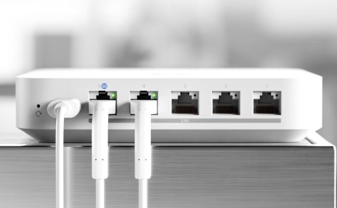 Router UniFi Cloud Gateway Max UCG-Max