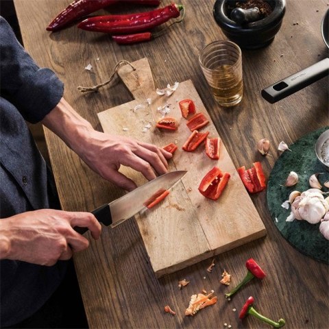 FISKARS NÓŻ SZEFA KUCHNI ŚREDNI HARD EDGE FISKARS NÓŻ SZEFA KUCHNI ŚREDNI HARD EDGE