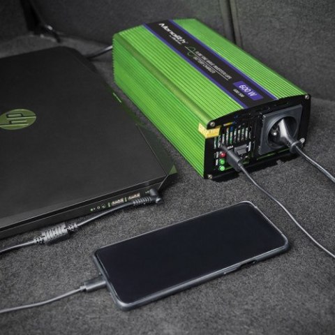 QOLTEC PRZETWORNICA NAPIĘCIA MONOLITH | ŁADOWANIE BATERII | UPS | 300W | 600W | 12V NA 230V | CZYSTY SINUS QOLTEC PRZETWORNICA NAPIĘCIA MONOLITH | ŁADOWANIE BATERII | UPS | 300W | 600W | 12V NA 230V | CZYSTY SINUS