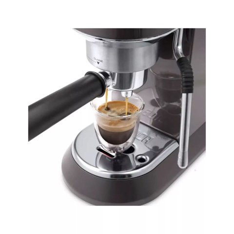 Ekspres do kawy DeLonghi EC885.M