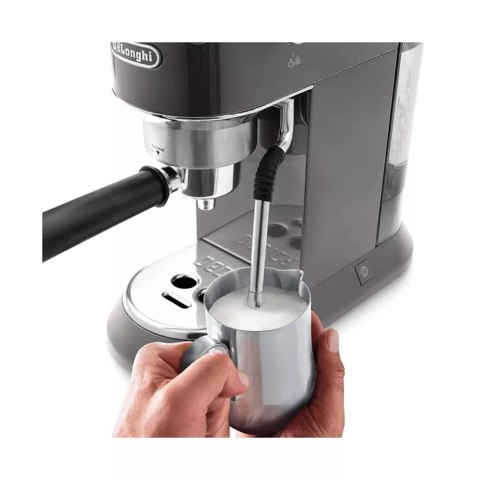 Ekspres do kawy DeLonghi EC885.M