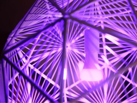 Philips Hue White and color ambiance Zestaw startowy: 3 inteligentne żarówki E27 (1100) + regulator przyciemniania Hue Dimmer sw Philips Hue White and color ambiance Zestaw startowy: 3 inteligentne żarówki E27 (1100) + regulator przyciemniania Hue Dimmer sw
