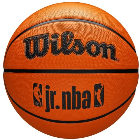 Piłka do koszykówki Wilson JR NBA Fam Logo pomarańczowa rozm. 5 WZ3013001XB5 Piłka do koszykówki Wilson JR NBA Fam Logo pomarańczowa rozm. 5 WZ3013001XB5