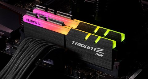 Zestaw pamięci G.SKILL TridentZ RGB F4-3600C16D-32GTZRC (DDR4 DIMM; 2 x 16 GB; 3600 MHz; CL16) Zestaw pamięci G.SKILL TridentZ RGB F4-3600C16D-32GTZRC (DDR4 DIMM; 2 x 16 GB; 3600 MHz; CL16)