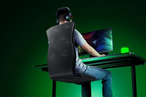 Poduszka do gier Razer zasilana przez Razer Sensa HD Haptics Freyja