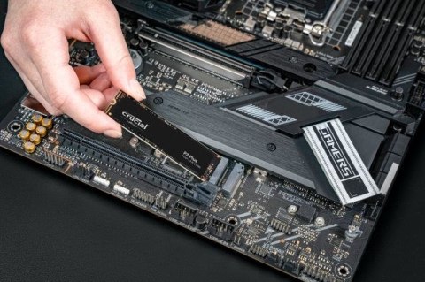 Crucial P3 Plus 2 TB M.2 PCI Express 4.0 NVMe 3D NAND Crucial P3 Plus 2 TB M.2 PCI Express 4.0 NVMe 3D NAND