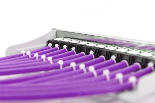 Kabel instalacyjny DIGITUS kat.6, F/UTP, Dca, AWG23/1, LSOH, 500m, fioletowy, szpula