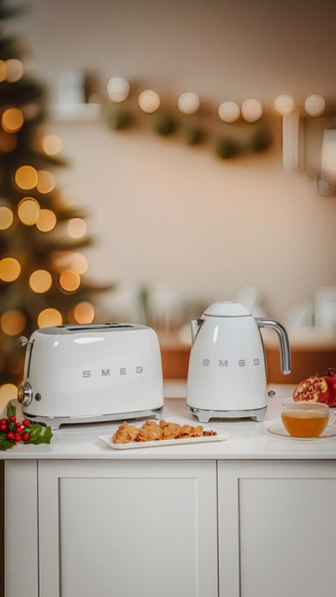 Smeg KLF03WHEU czajnik elektryczny 1,7 l 2400 W Biały