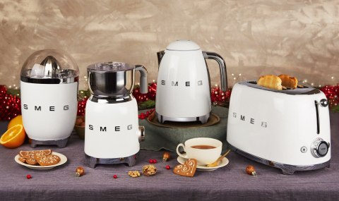 Smeg KLF03WHEU czajnik elektryczny 1,7 l 2400 W Biały