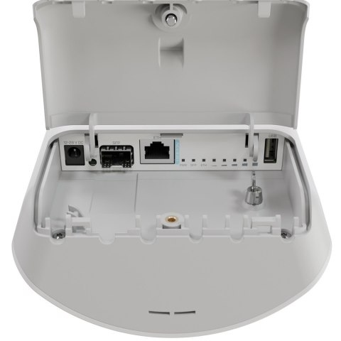 Mikrotik mANTBox ax 15s Biały Obsługa PoE Mikrotik mANTBox ax 15s Biały Obsługa PoE