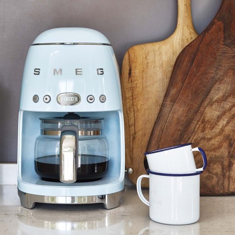Ekspres do kawy SMEG model DCF02PBEU pastelowy niebieski Ekspres do kawy SMEG model DCF02PBEU pastelowy niebieski