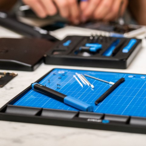 Mata magnetyczna z markerem iFixit FixMat 25x30cm