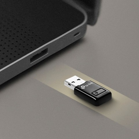 Karta sieciowa TP-LINK TL-WN823N (USB 2.0) Karta sieciowa TP-LINK TL-WN823N (USB 2.0)