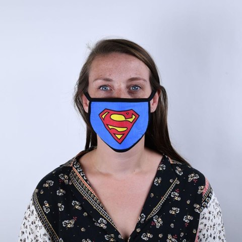 Superman - Maseczka ochronna 2 sztuki, 3 warstwy filtrujące Superman - Maseczka ochronna 2 sztuki, 3 warstwy filtrujące
