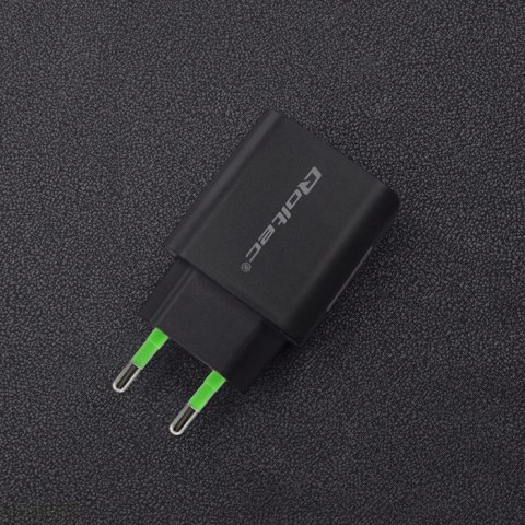QOLTEC ŁADOWARKA SIECIOWA 18W | 5-12V | 1.5-3A | USB TYP C PD | USB QC 3.0 | CZARNA