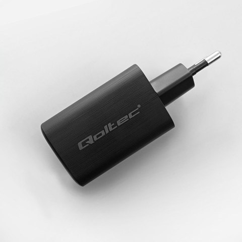 QOLTEC ŁADOWARKA SIECIOWA 65W GAN ULTRA | 5-20V | 2.25-3.25A | 1 X USB TYP C PD | 1 X USB QC 3.0 | CZARNA QOLTEC ŁADOWARKA SIECIOWA 65W GAN ULTRA | 5-20V | 2.25-3.25A | 1 X USB TYP C PD | 1 X USB QC 3.0 | CZARNA