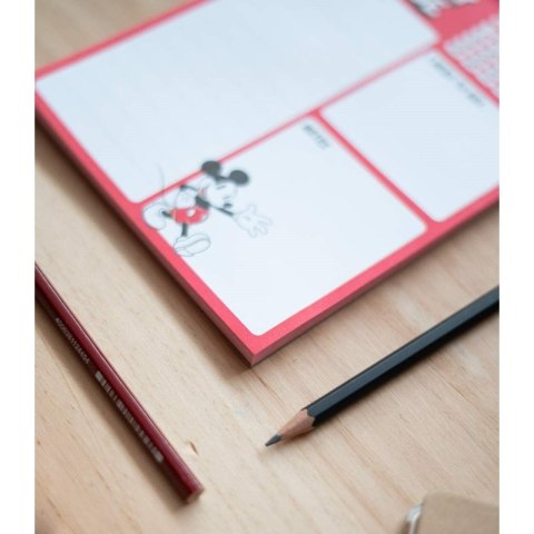 Mickey Mouse - Planner 54 strony A5 Mickey Mouse - Planner 54 strony A5