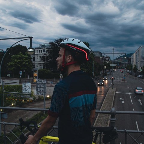 Livall EVO21 Kask Rowerowy Biały Livall EVO21 Kask Rowerowy Biały