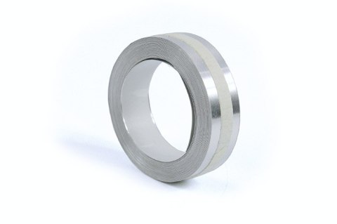 Taśma JetWorld Zamiennik Dymo 35800 Aluminiowa (z klejem) 12mm x 3,65m (S0720180) Taśma JetWorld Zamiennik Dymo 35800 Aluminiowa (z klejem) 12mm x 3,65m (S0720180)