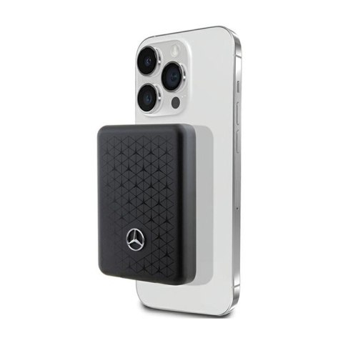 Mercedes Stars Pattern MagSafe - Power Bank indukcyjny 5000 mAh 15W MagSafe (czarny) Mercedes Stars Pattern MagSafe - Power Bank indukcyjny 5000 mAh 15W MagSafe (czarny)