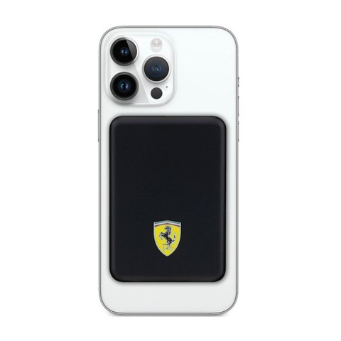 Ferrari Metal Logo MagSafe - Power Bank indukcyjny 5000 mAh 15W MagSafe (Czarny) Ferrari Metal Logo MagSafe - Power Bank indukcyjny 5000 mAh 15W MagSafe (Czarny)