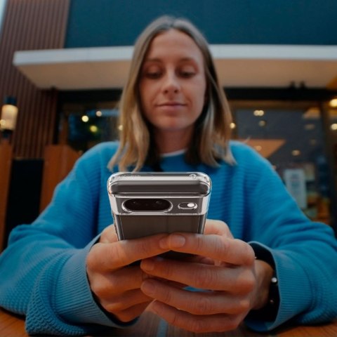 Spigen Ultra Hybrid - Etui do Google Pixel 8 (Przezroczysty)