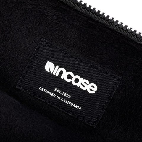 Incase Compact Sleeve in Woolenex - Pokrowiec z kieszenią MacBook Pro 14" (M4/M3/M2/M1/2024-2021) (grafitowy)