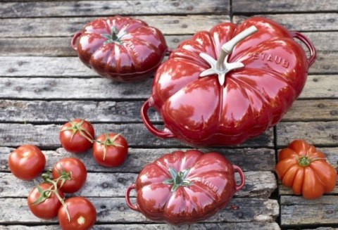 Garnek żeliwny owalny pomidor STAUB 40511-774-0 - czerwony 2.5 ltr Garnek żeliwny owalny pomidor STAUB 40511-774-0 - czerwony 2.5 ltr