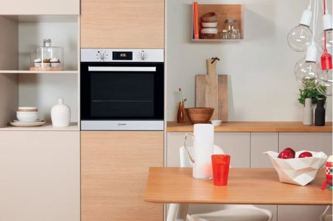 Piekarnik INDESIT IFW 6544 IX.1 Piekarnik INDESIT IFW 6544 IX.1