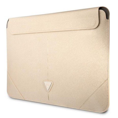 Guess Saffiano Triangle Logo Sleeve - Etui na notebooka 16" (beżowy) Guess Saffiano Triangle Logo Sleeve - Etui na notebooka 16" (beżowy)