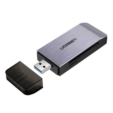 Adapter USB 4 w 1 UGREEN czytnik kart SD + microSD CM180(srebrny) Adapter USB 4 w 1 UGREEN czytnik kart SD + microSD CM180(srebrny)