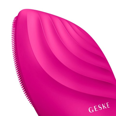 Soniczna szczoteczka do czyszczenia twarzy 5w1 Geske z Aplikacja (magenta) Soniczna szczoteczka do czyszczenia twarzy 5w1 Geske z Aplikacja (magenta)