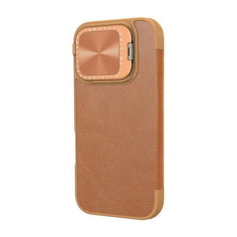 Etui Nillkin Qin Prop Leather iPhone 16 (brązowy) Etui Nillkin Qin Prop Leather iPhone 16 (brązowy)