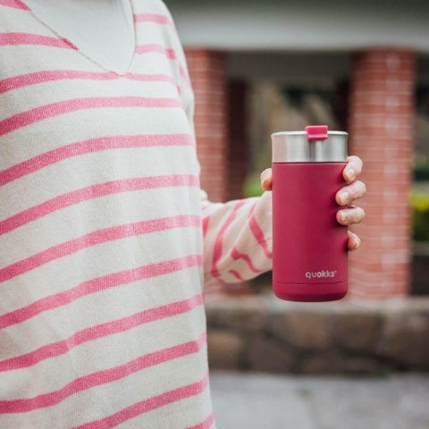 Quokka Boost Coffee Tumbler - Kubek termiczny ze stali nierdzewnej z zaparzaczem 400 ml (Maroon) Quokka Boost Coffee Tumbler - Kubek termiczny ze stali nierdzewnej z zaparzaczem 400 ml (Maroon)